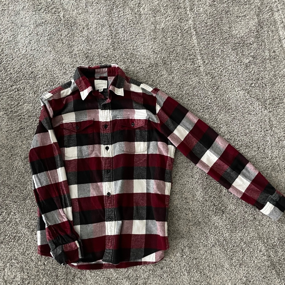 American Eagle Men’s super soft flannel shirt size M